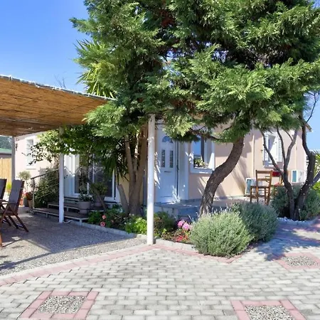 Rontos House, Seaside