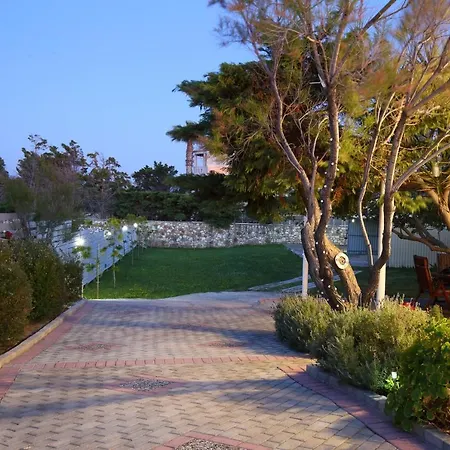 Rontos House, Seaside * 圣爱奥尼斯米科