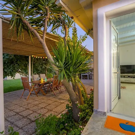 Rontos House, Seaside Villa Agios Ioannis (Lefkada)